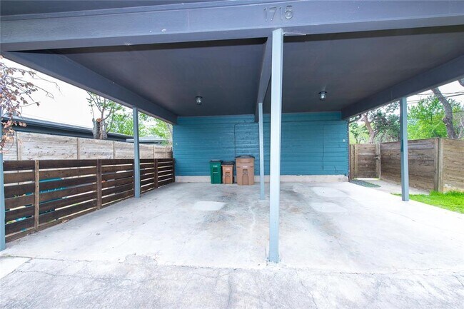 Building Photo - 1715 Taylor Gaines St