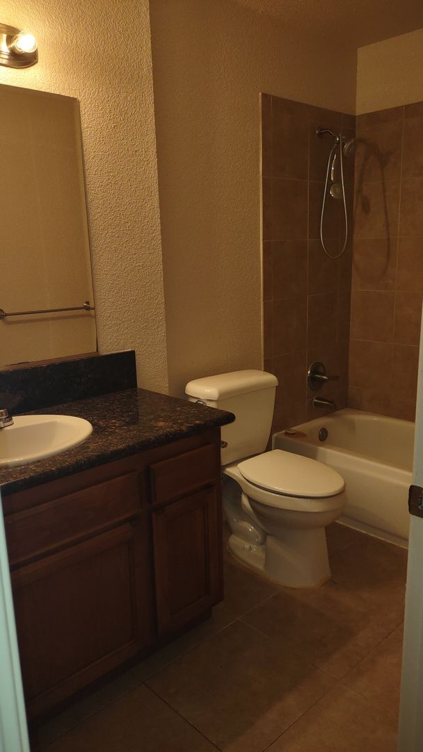 Building Photo - 8956 Red Leaf Way