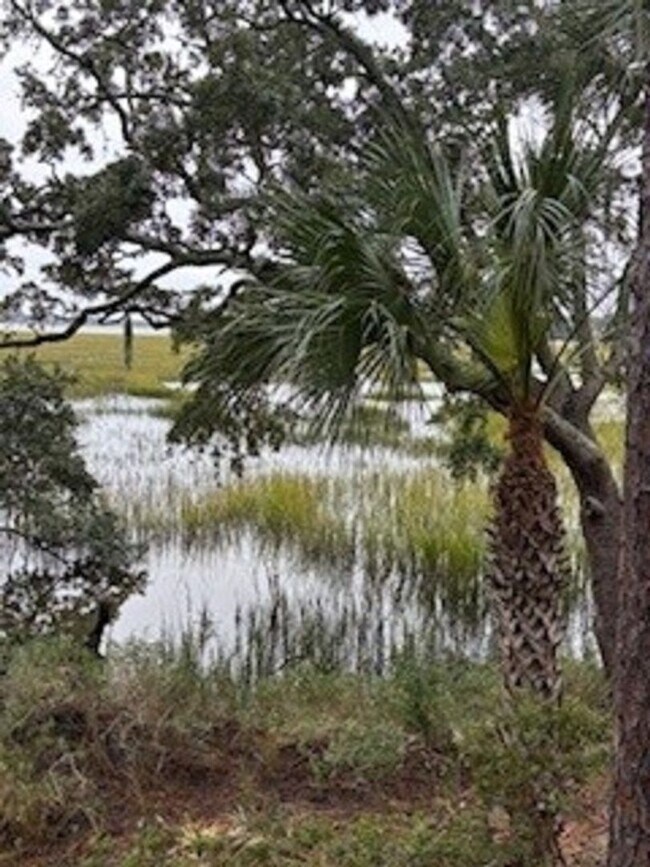 Building Photo - Broad Creek Landing