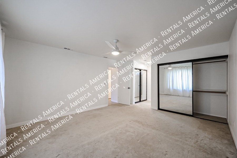 Building Photo - 4611 W Milky Way