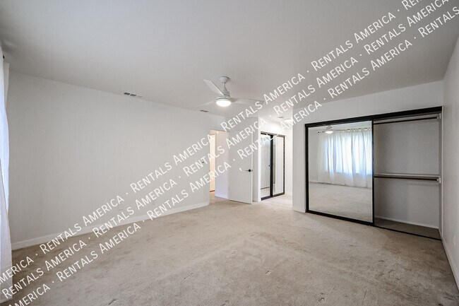 Building Photo - 4611 W Milky Way