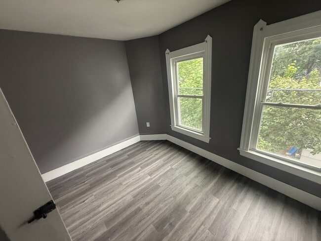 Building Photo - 2153 W 96th St