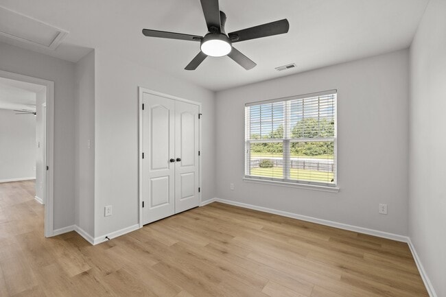 Building Photo - 3932 Chatterleigh Dr