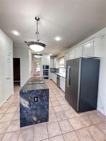 Building Photo - 5110 Heatherdale Dr