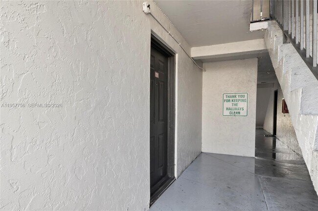 Building Photo - 1133 Benoist Farms Rd