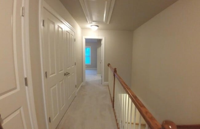 Building Photo - 4286 Baverton Dr