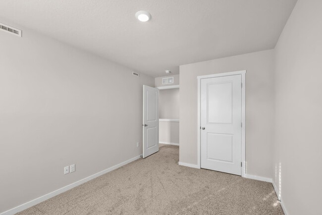 Building Photo - 8819 N 167th St