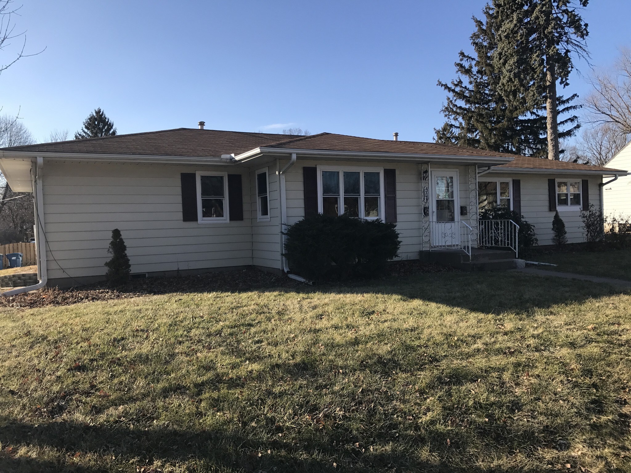 Building Photo - 508 12th St