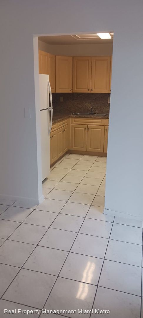 Building Photo - 2 br, 2 bath House - 14195 SW 87th Street ...