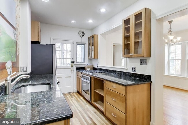 Building Photo - 5138 Nebraska Ave NW