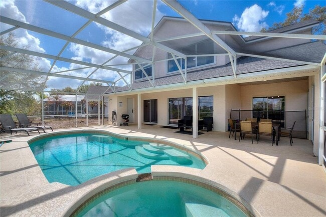 Building Photo - 546 Windsor Pl