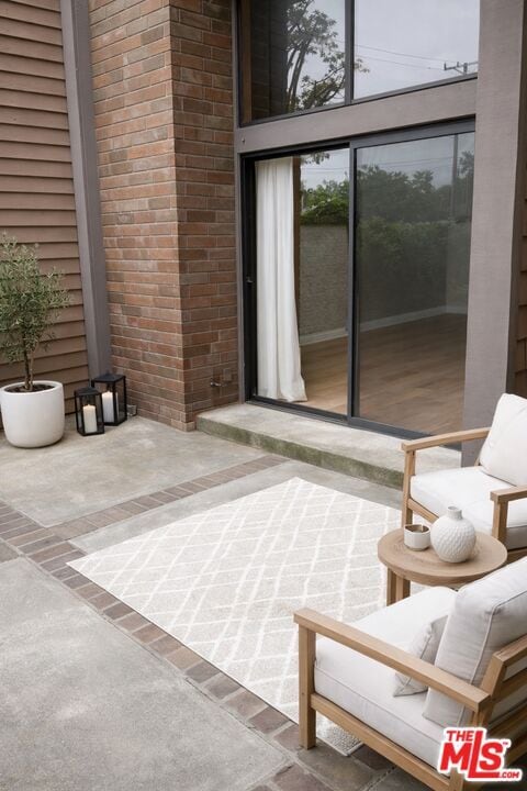 Building Photo - 13000 Mindanao Wy