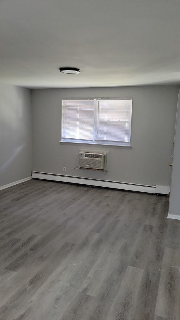 Building Photo - Offer Ends Soon! Up Your Living, Not Your ...