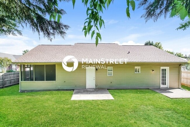 Building Photo - 3 Bedroom Pet-Friendly Home in MARYVILLE, ...