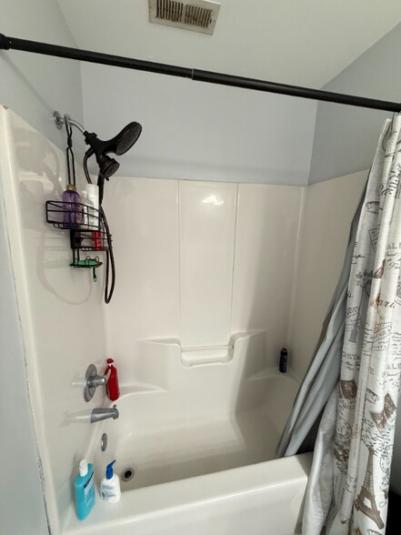 Building Photo - 3781 Winborne Ln