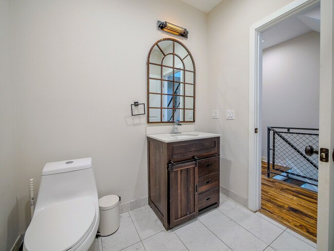 Building Photo - Three Bedroom Modern Olde Kensington Condo with Roofdeck