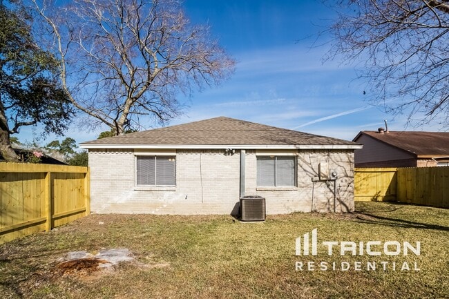 Building Photo - 13138 Crystal Cove Dr