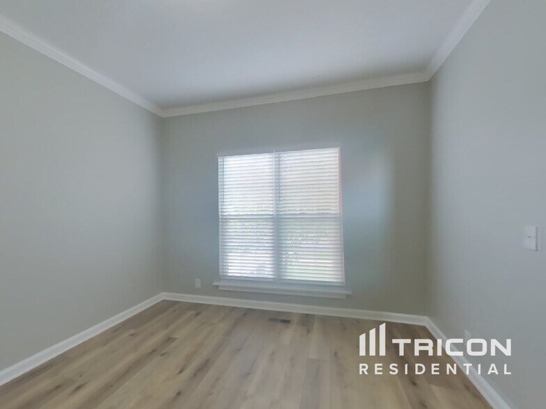 Building Photo - 1208 Holt Hills Ct