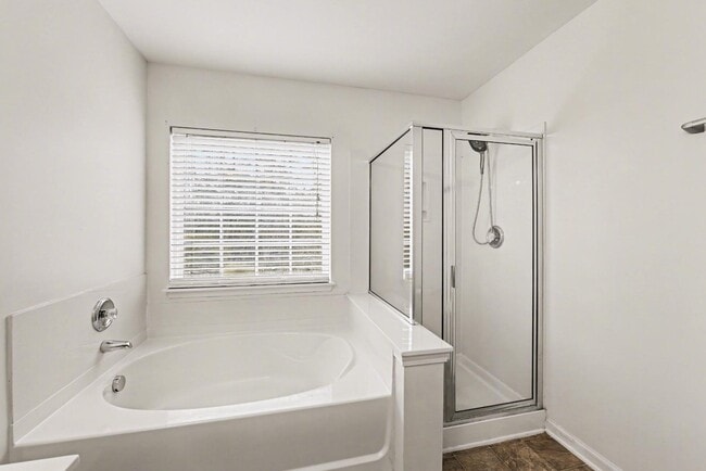 Building Photo - 272 Clayburne Dr