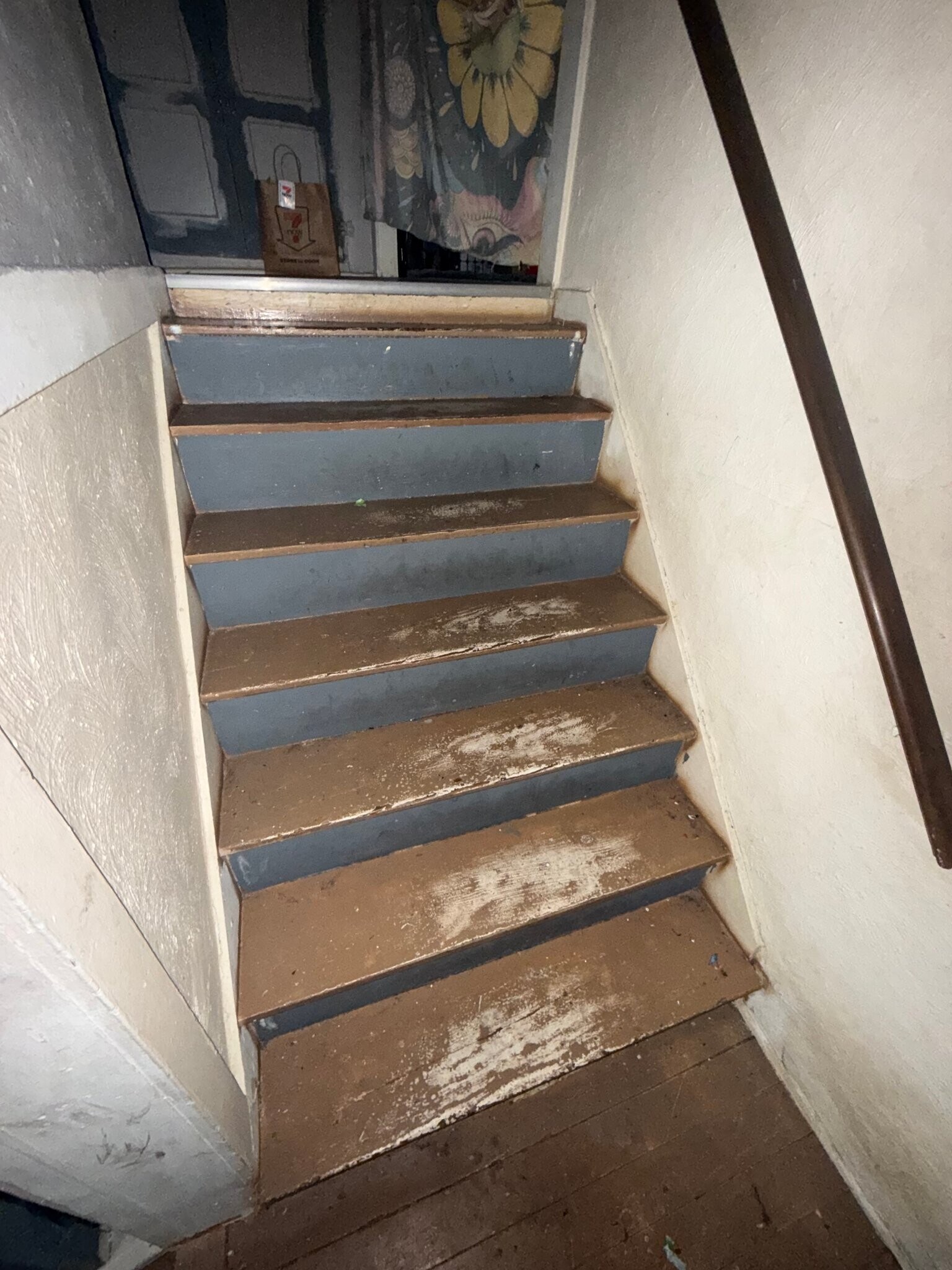 Building Photo - 1218 Pinehurst Ave