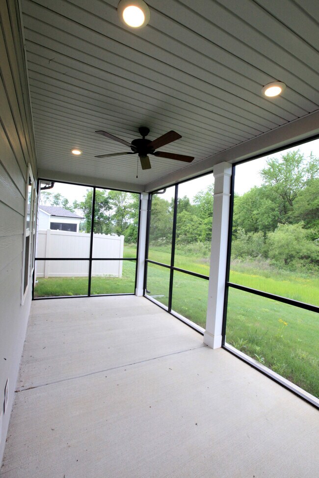 Building Photo - 3718 Black Powder Ln