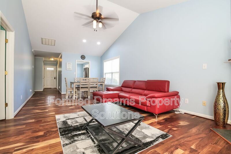 Building Photo - 198 Wesley Harris Cir