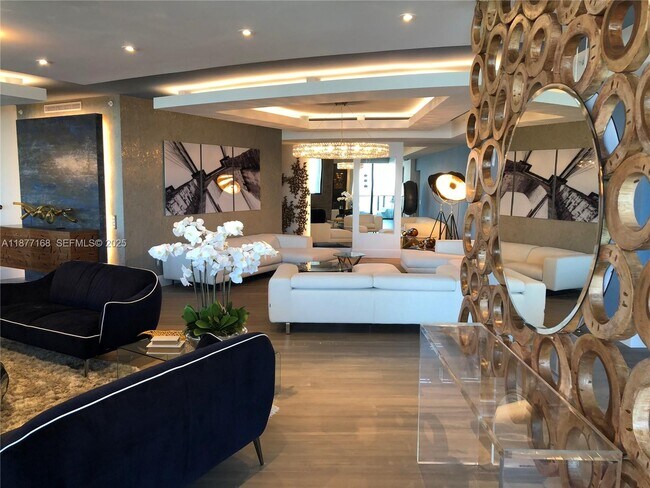 Building Photo - 18555 Collins Ave