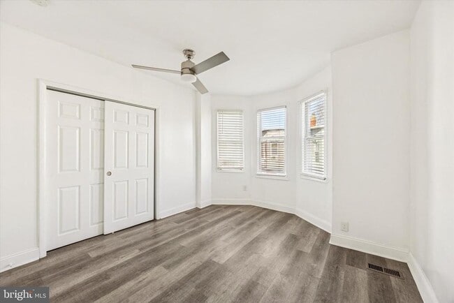 Building Photo - 2336 Pierce St