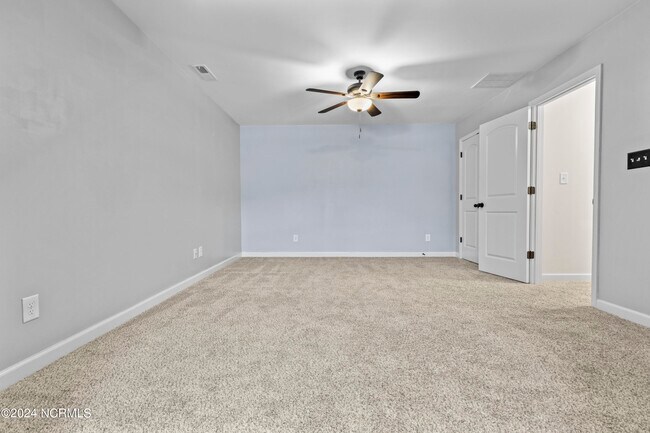 Building Photo - 200 Mia Ct