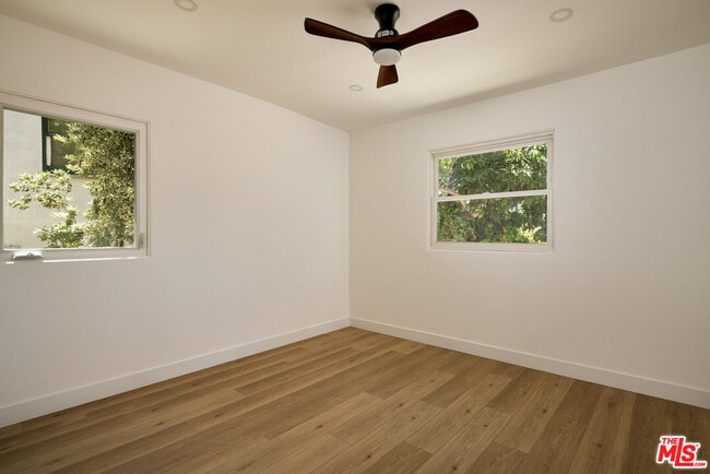Building Photo - 885 Montecito Dr