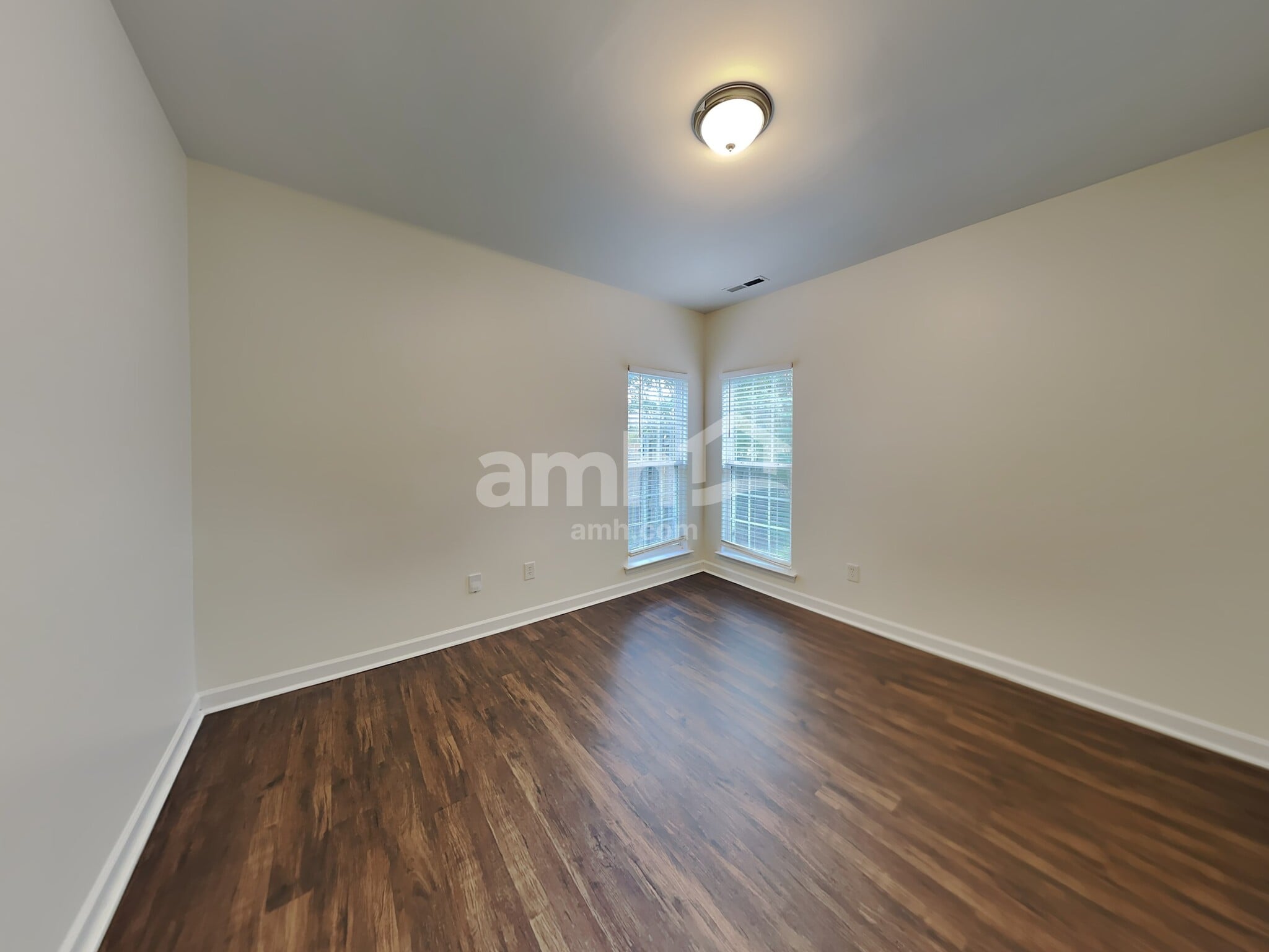 Building Photo - 12102 Hampton Place Dr