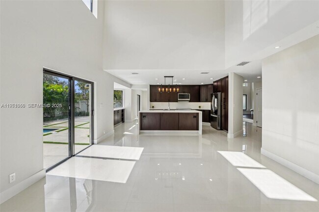 Building Photo - 20160 NW 9th Dr