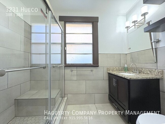 Building Photo - 3231 Hueco-