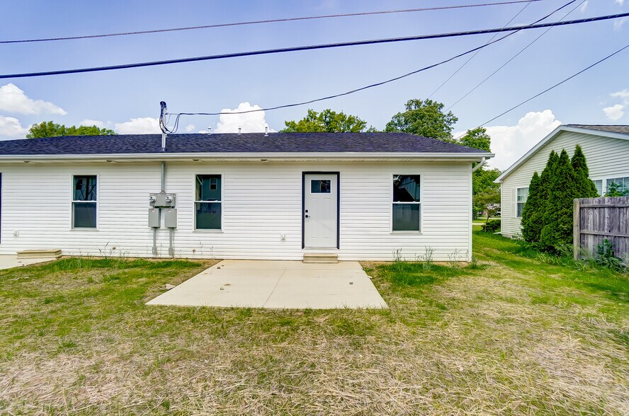 Building Photo - 3011 Cletus Pky