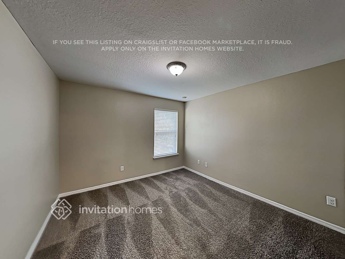 Building Photo - 613 19th St NW
