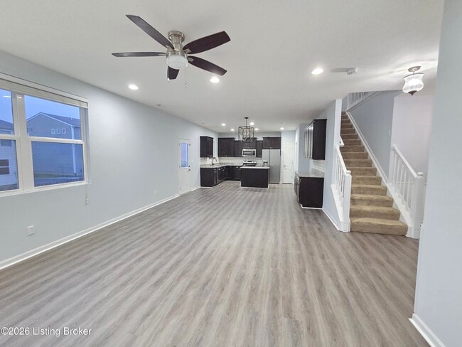 Building Photo - 272 St Regis Dr