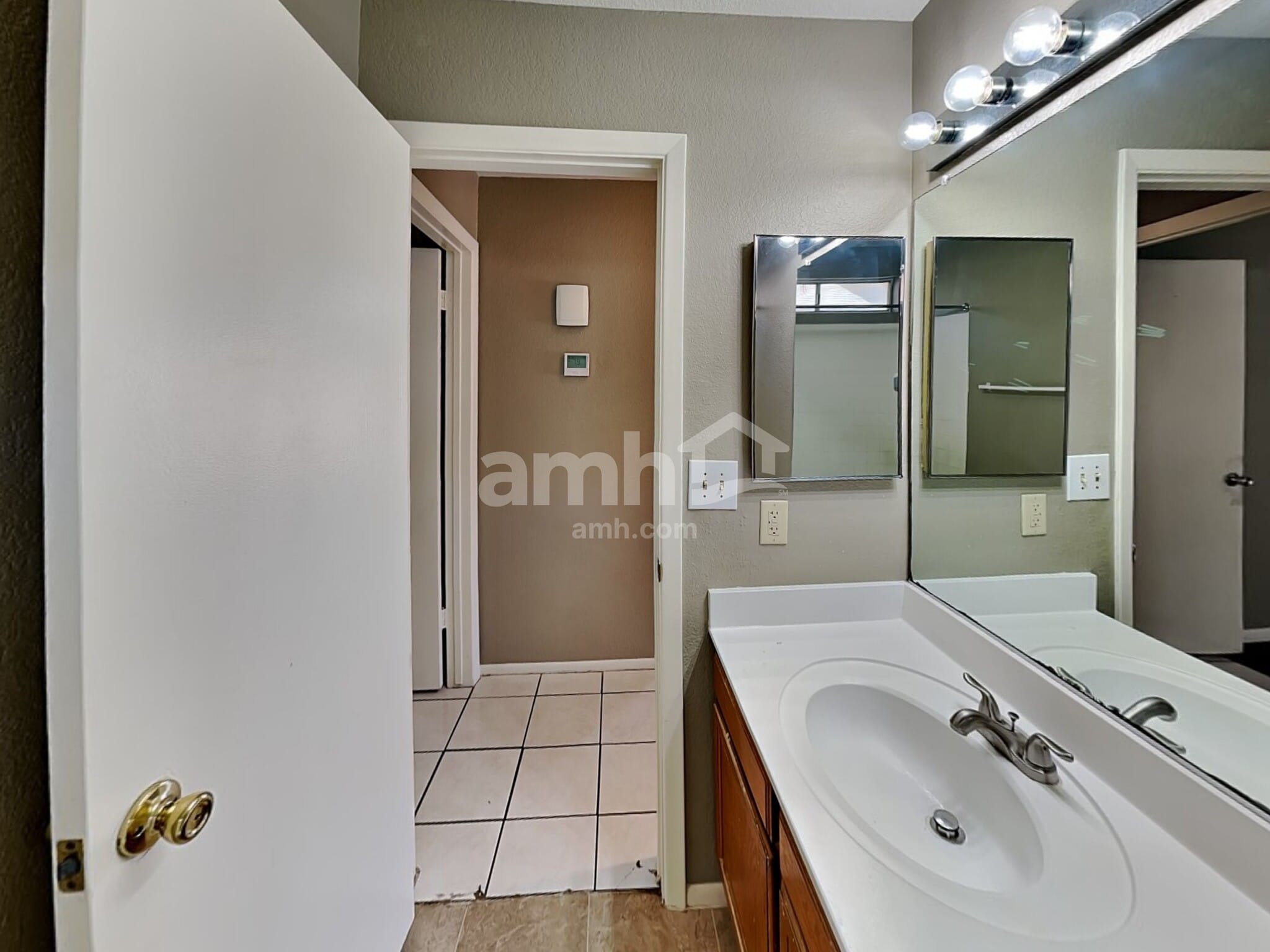 Building Photo - 8655 N 107th Dr