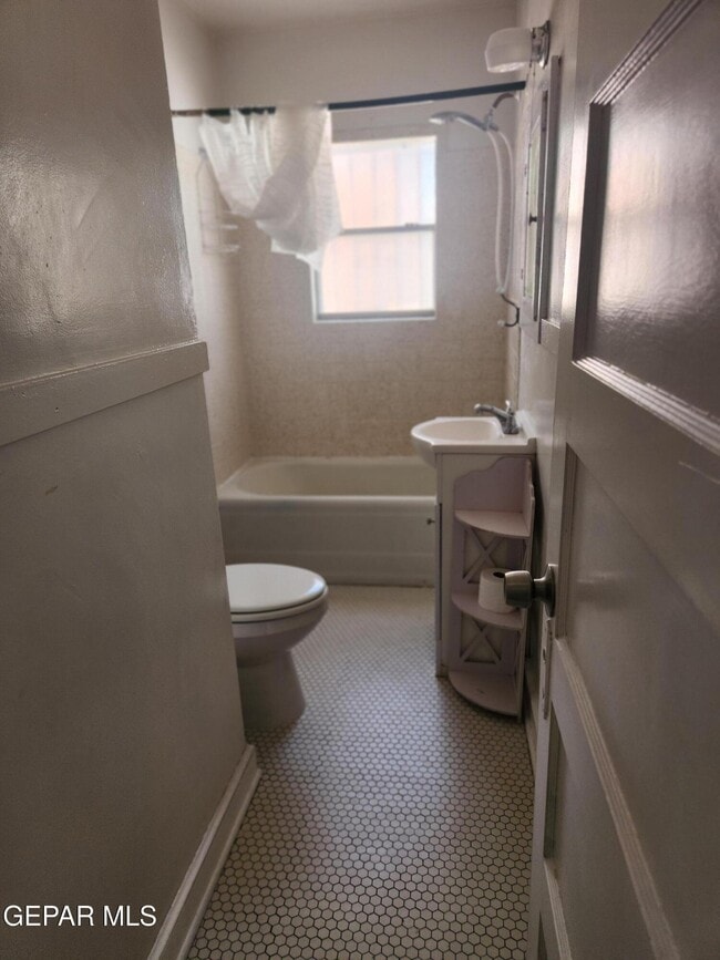 Building Photo - 4002 Hueco Ave