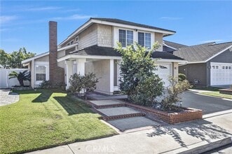 Building Photo - 12 Fairdawn