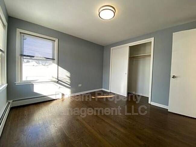 Building Photo - 3826 N Harlem Ave