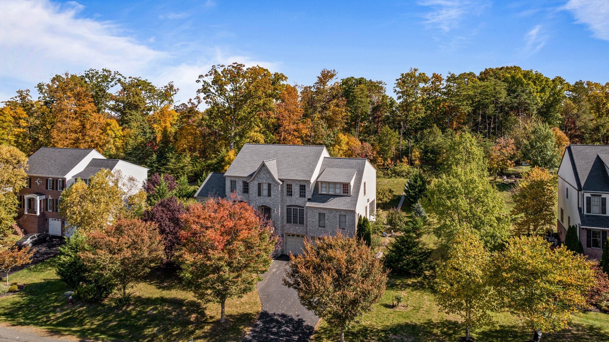 Building Photo - 42657 Cochrans Lock Dr