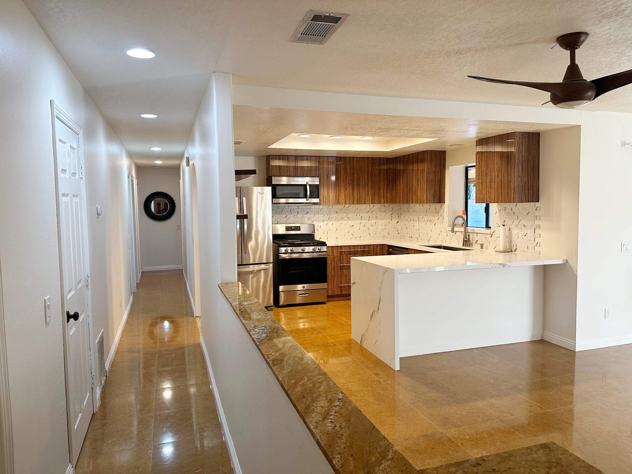 Building Photo - 43550 Carmel Cir