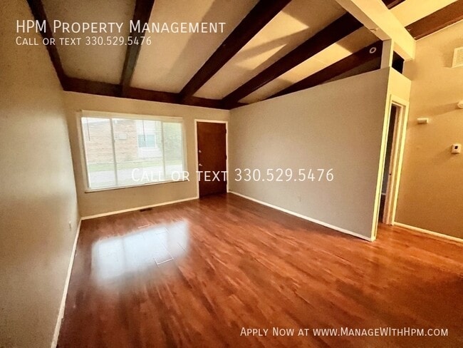 Building Photo - 873 Bryant Ave