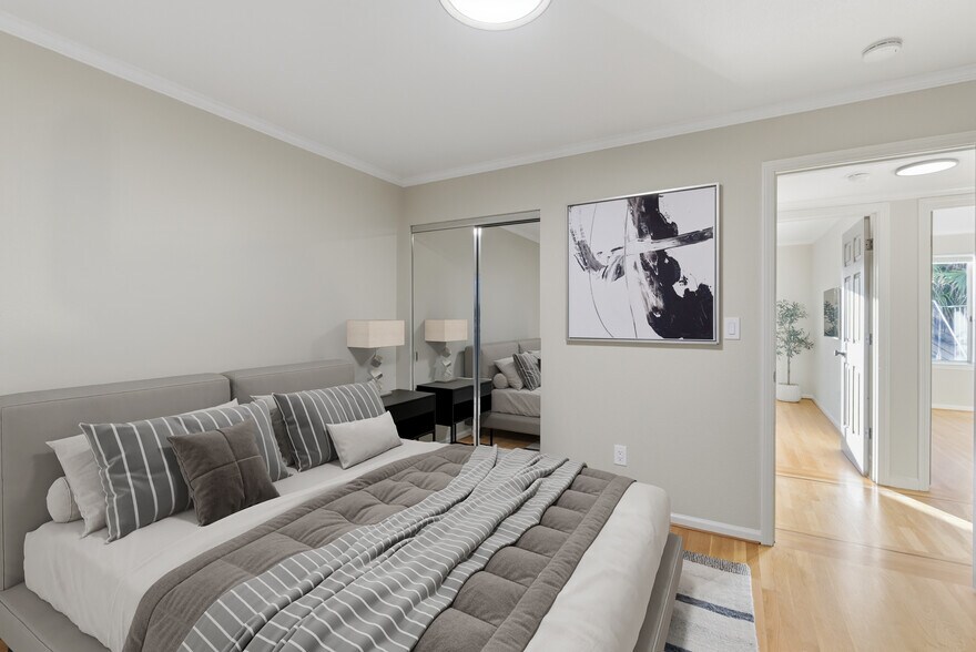 Building Photo - 340 Shotwell St