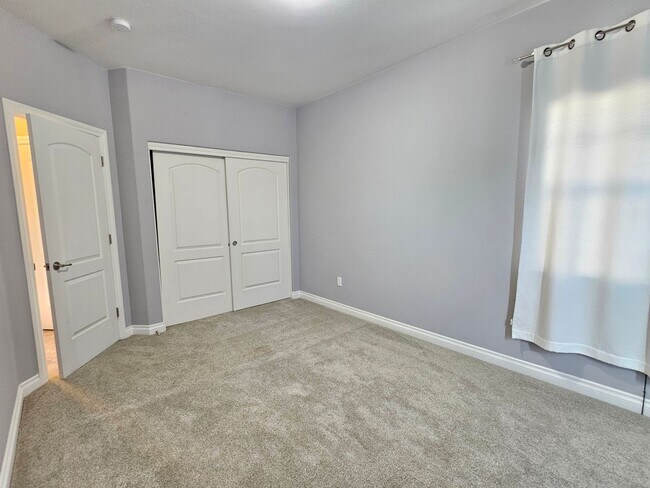Building Photo - 18187 Kodiak Bear Ct
