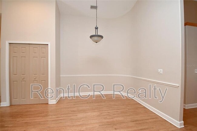 Building Photo - 116 Lorraine St