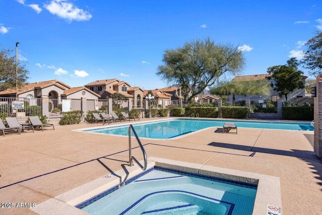 Building Photo - 10059 E Sheena Dr