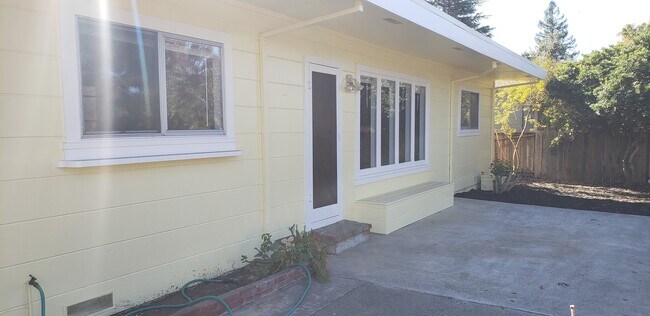 Building Photo - Excellent, Well Preserved and Restored 3 Bedroom Home - Available Soon!