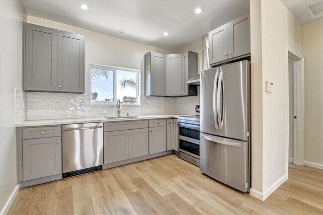 Building Photo - RENT DROP & 50% Off 1st Mo.! New 1 Bed + Flex Rm & 2 Bath ADU – Agoura Hills | 800 Sq Ft