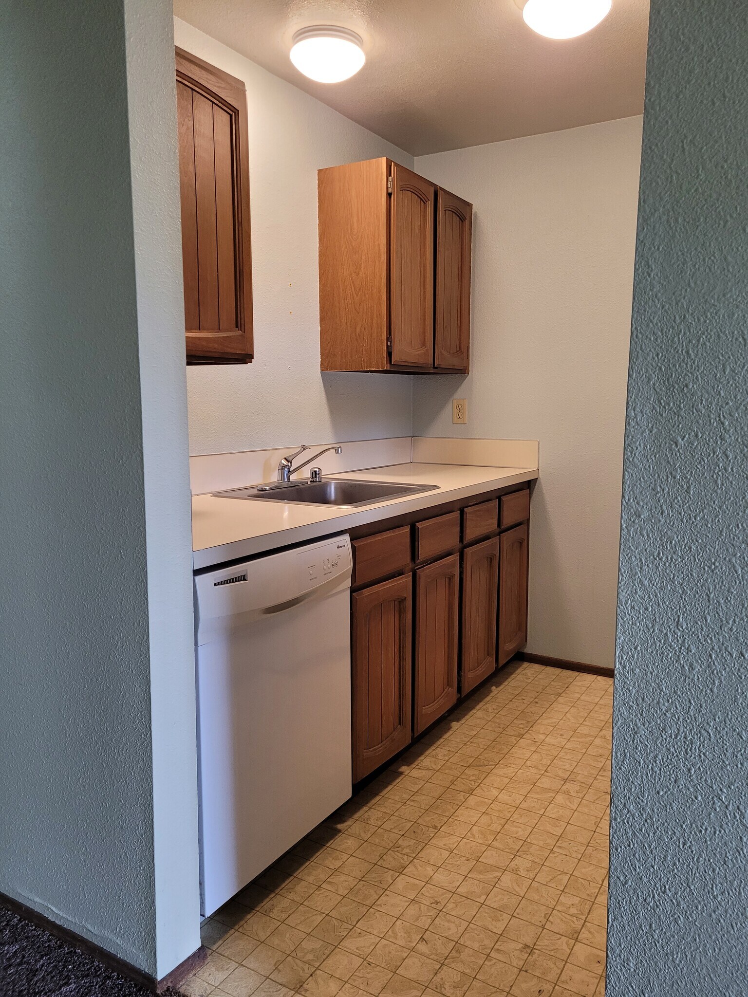 Building Photo - 19773 3rd Ave NW